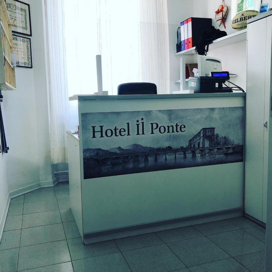 Hotel Il Ponte Cecina  Exterior photo